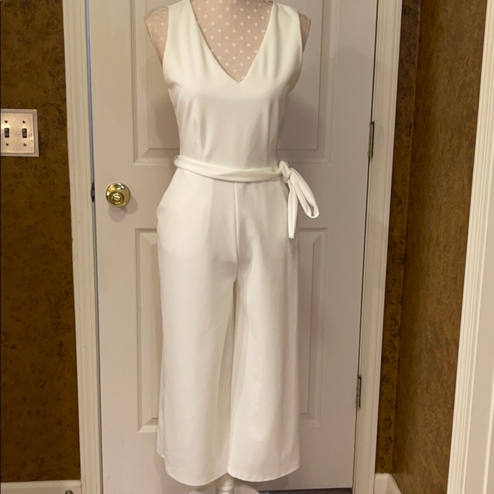 Francesca’s white romper / jumpsuit